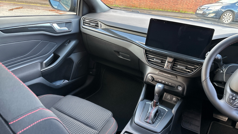 Ford Focus 1.0 EcoBoost Hybrid mHEV 155 ST-Line 5dr Auto Petrol Estate